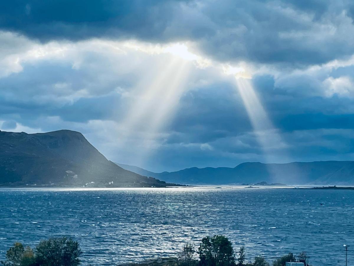 Kraen Gard Villa Larsnes Luaran gambar